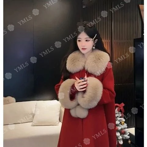 红色毛毛新年战袍2025秋冬新款中长款时尚气质毛领加厚