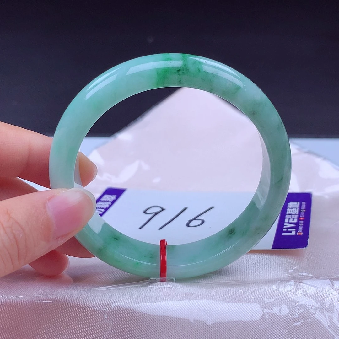 翡翠手镯未镶嵌手镯000784