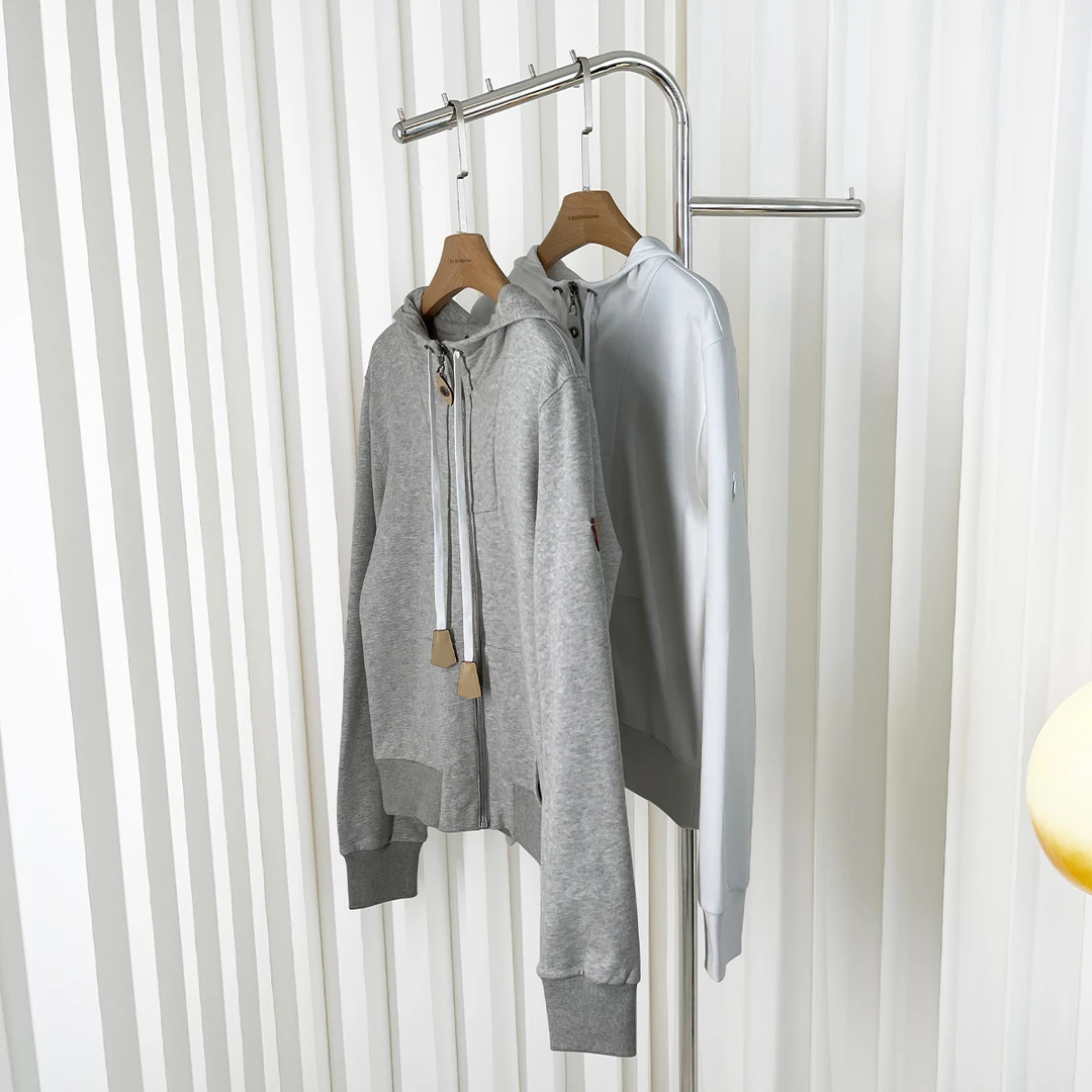 特价~低调又奢华|棉质连帽皮标拉链运动开衫