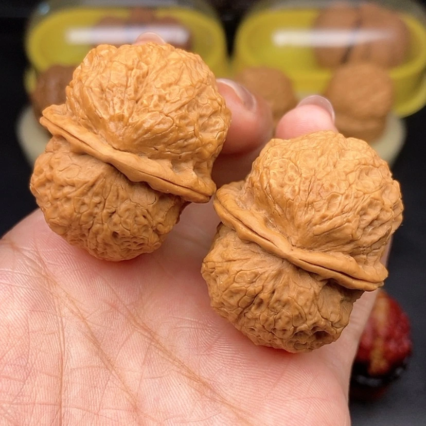 【闪购商品】文玩核桃吊坠40尺饕餮金蟾50.5克