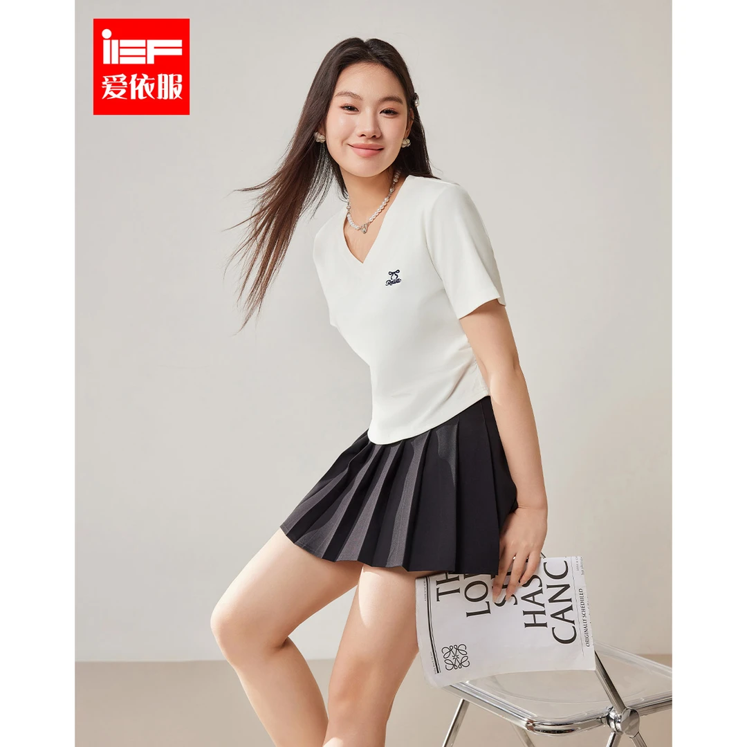 IEF/爱依服2025夏季新款洋气辣妹风别致刺绣短款小众女装显瘦T恤