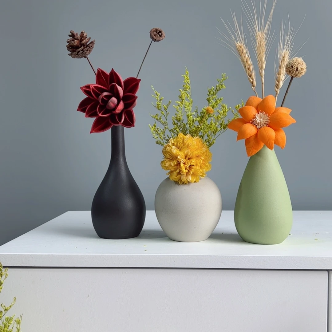摆件陶瓷小花瓶摆件含花总高约20-30cm