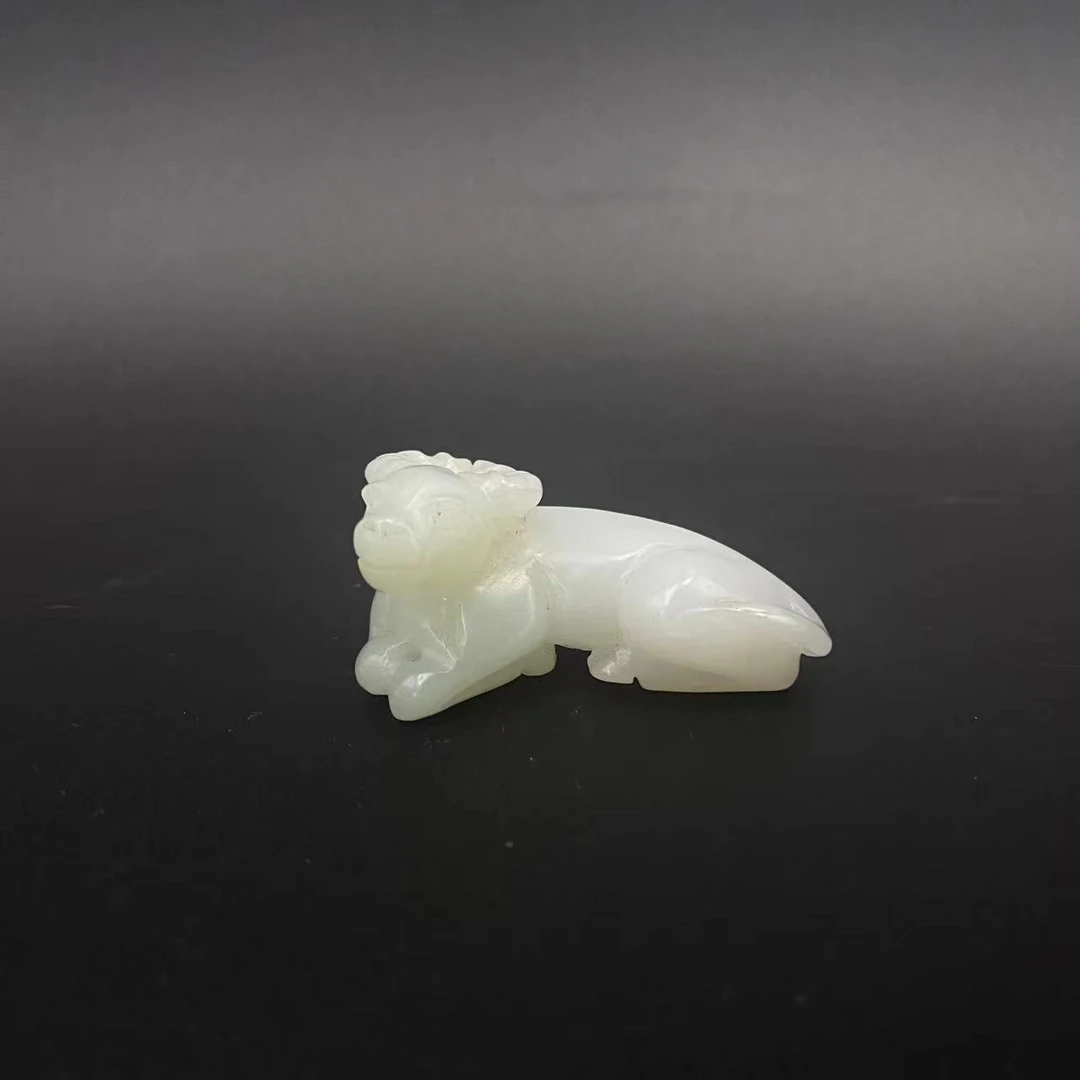 动物陶瓷摆件（白色小牛）