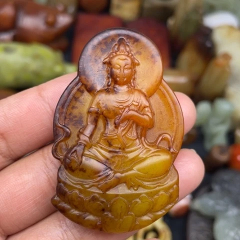 蛇纹石玉未镶嵌颈饰3