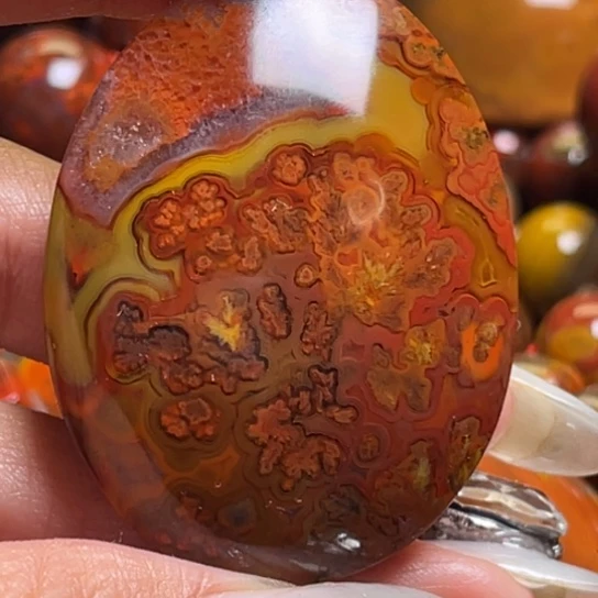 玛瑙/玉髓未镶嵌吊坠