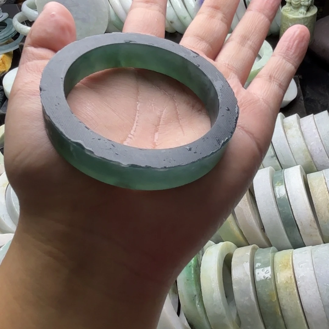 ****便定制翡翠未镶嵌翡翠手镯定制