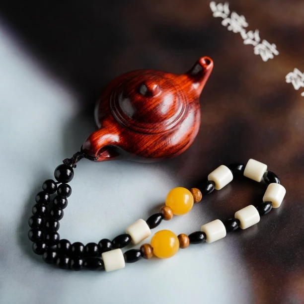 【把把胡】紫檀盘玩手把件