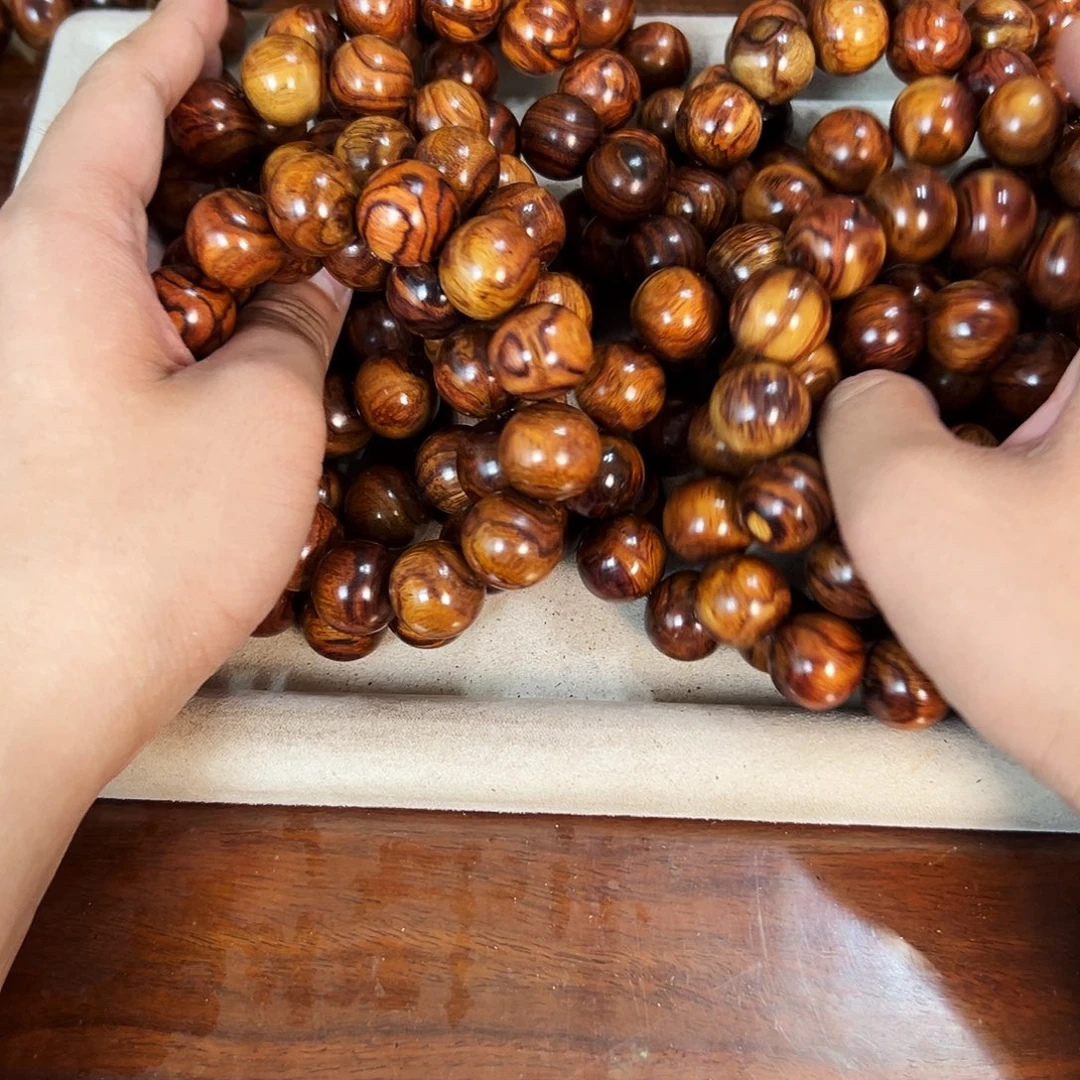 黄花梨/降香黄檀手串/手链18mm圆珠正心纹瑕疵介意不拍