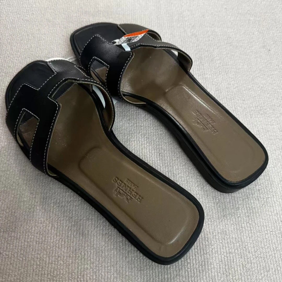 95新 Hermes/爱马仕 麦殿/box皮凉拖黑色35码/250724DLJVX04
