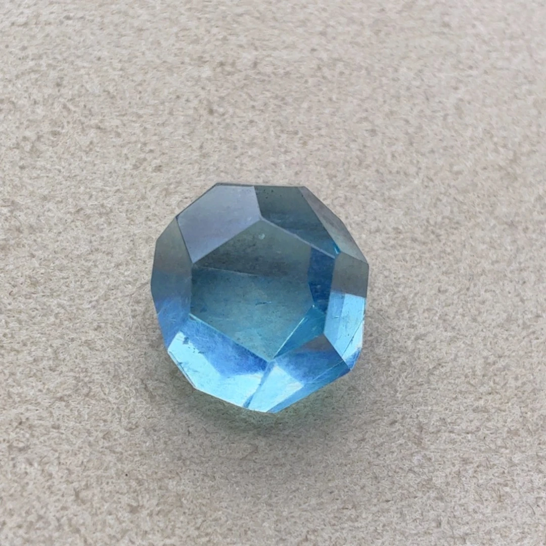 未镶嵌水晶颈饰打孔定制不退换海蓝宝