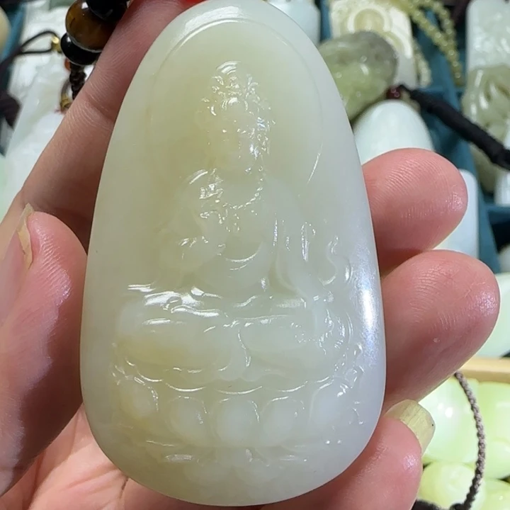 和田玉（糖玉）未镶嵌颈饰
