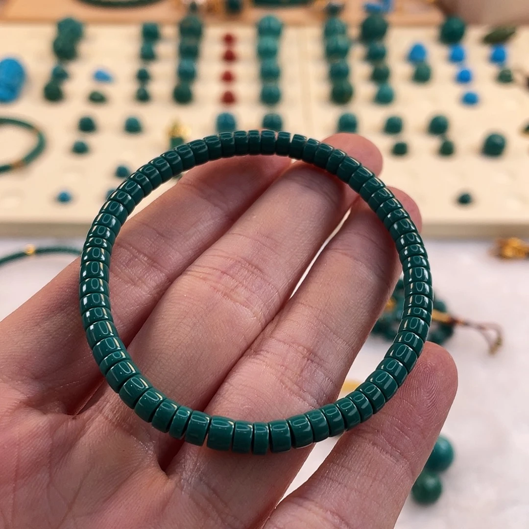 豆***君绿松石未镶嵌耳饰