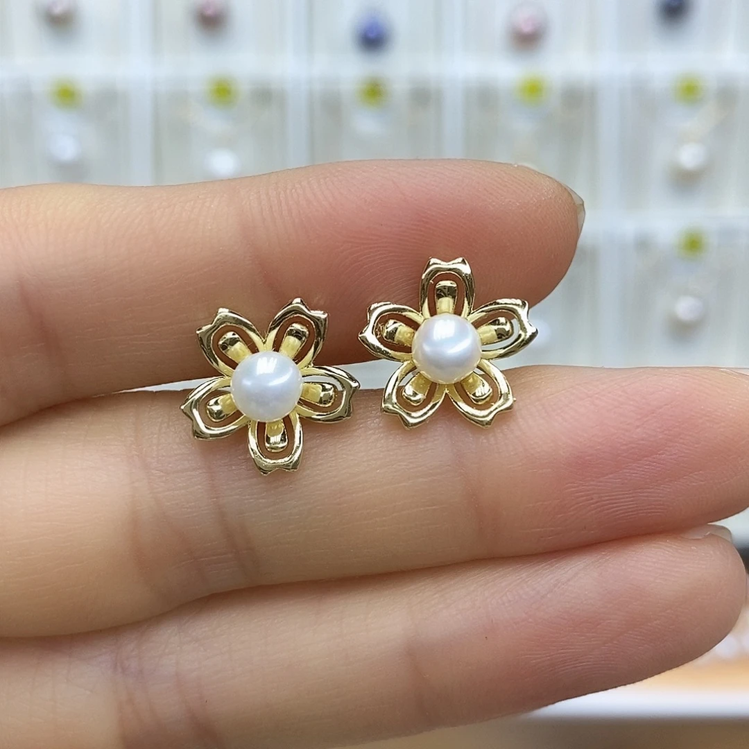 淡水珍珠吊坠(赠链)银S925镶嵌