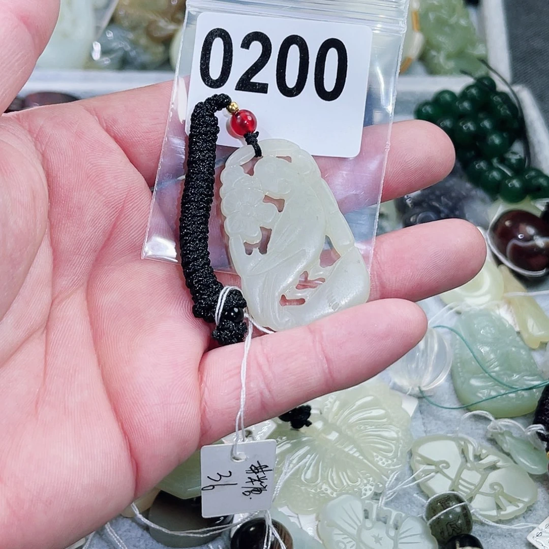 和田玉车挂未镶嵌