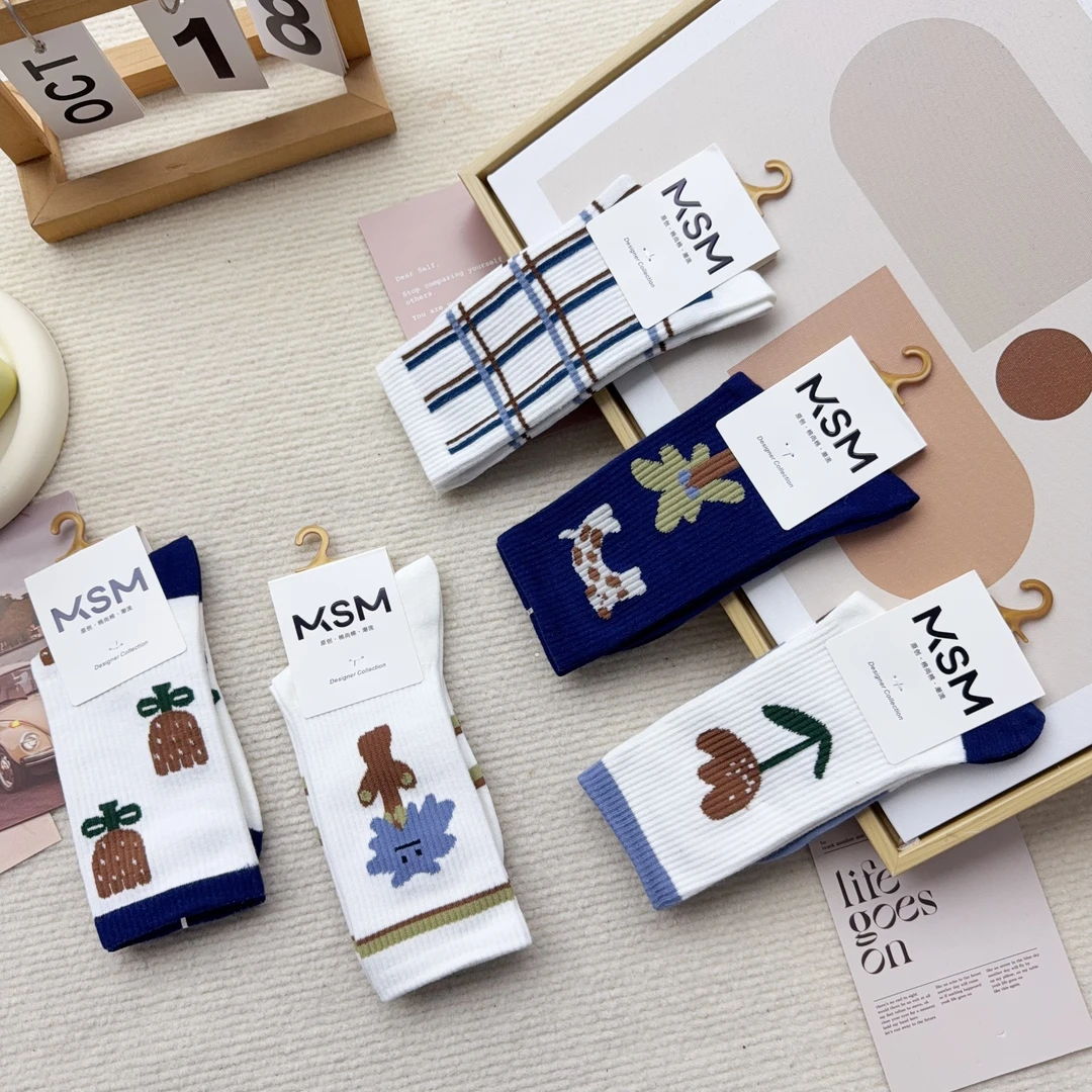 D001-113 五双女袜休闲时尚简约中筒袜 WG