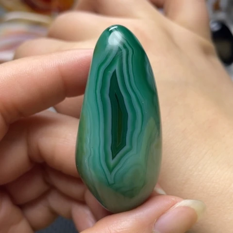 玛瑙/玉髓未镶嵌珠宝奇石