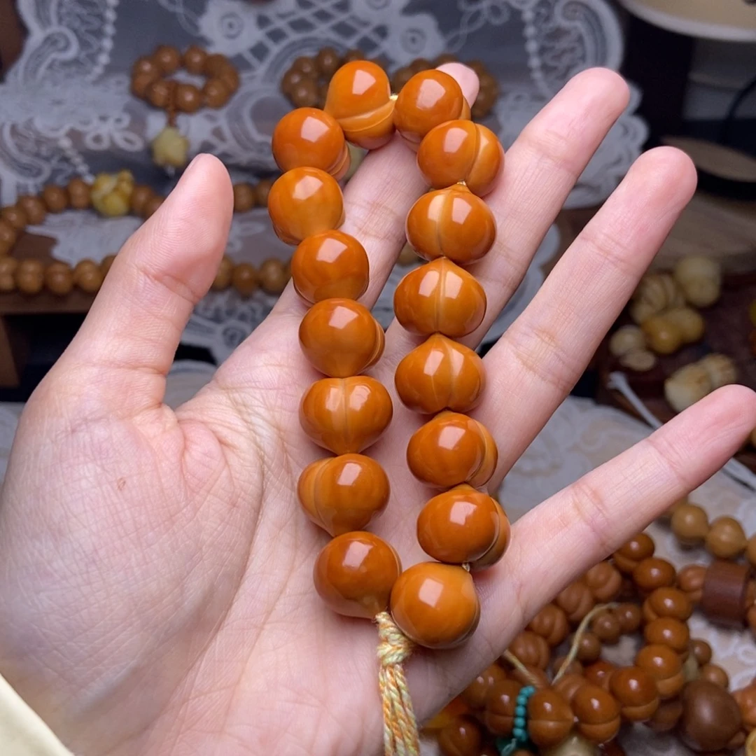 猴头核桃吊坠玻璃底屁桃卡16