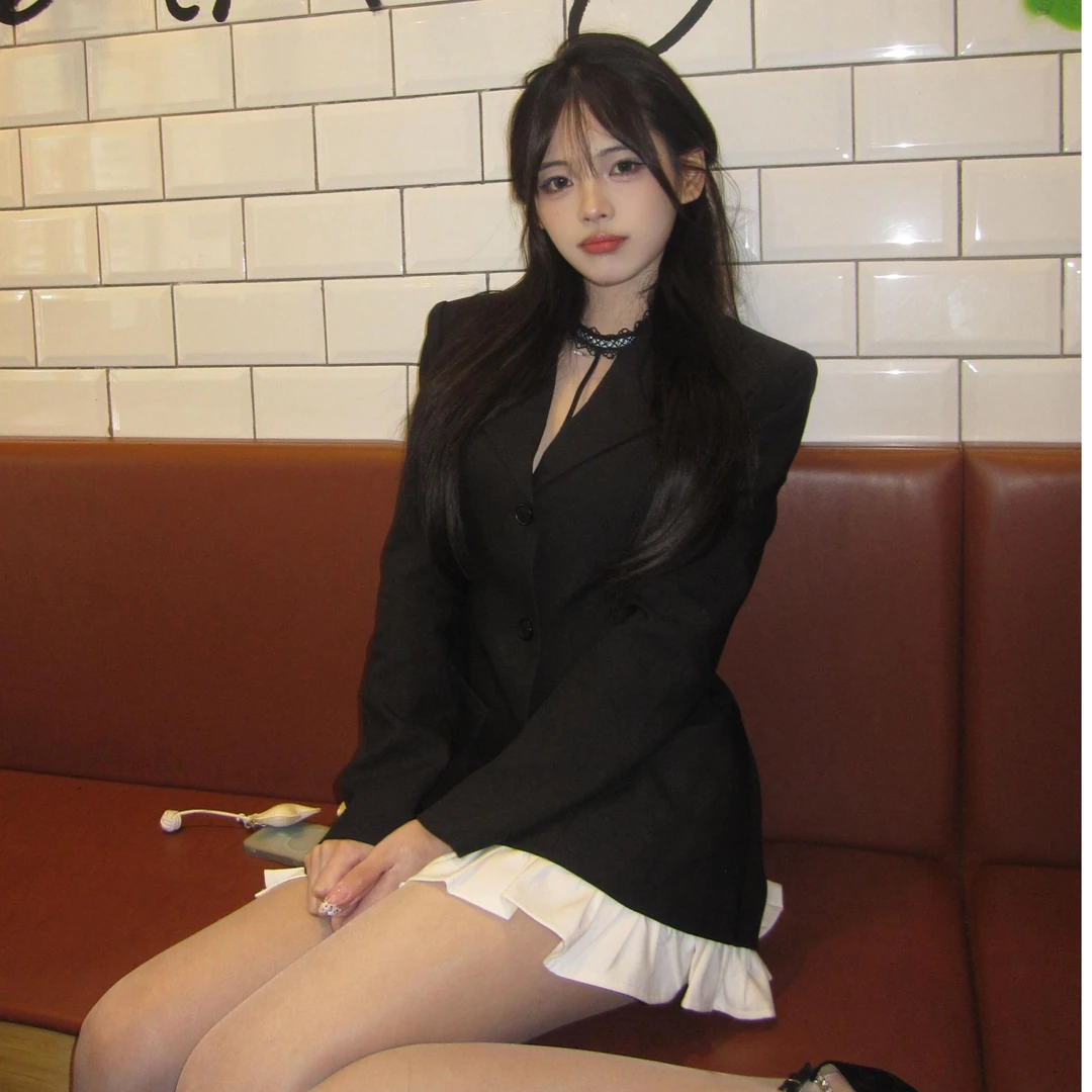 AYXstore 黑色西装连衣裙女2025早春新款拼接下摆名媛风千金短裙