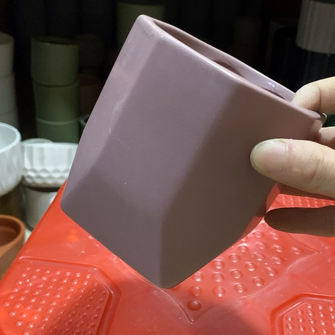 杯子陶陶盆有孔 瑕疵介意勿拍