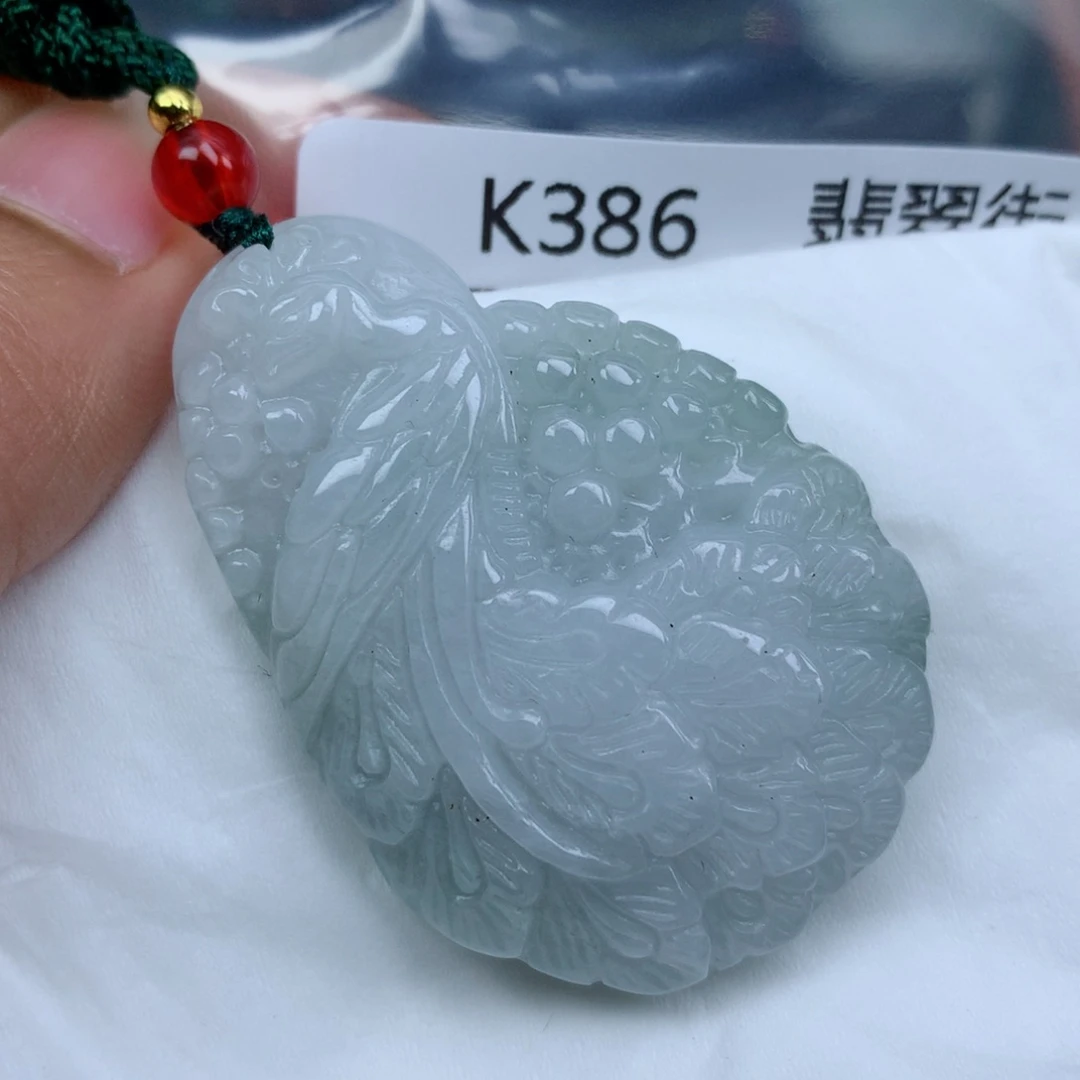 翡翠颈饰未镶嵌牌子