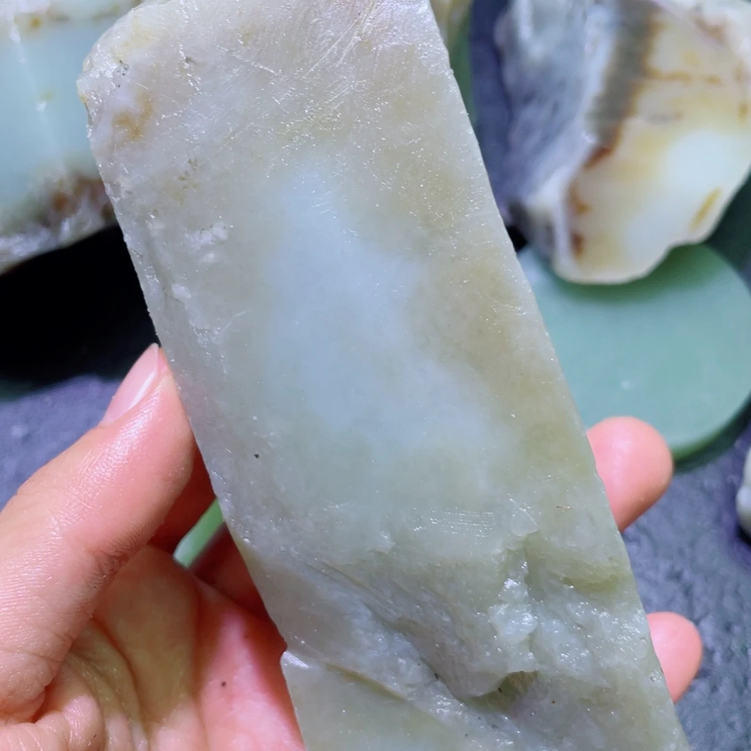和田玉（糖玉）未镶嵌珠宝半成品