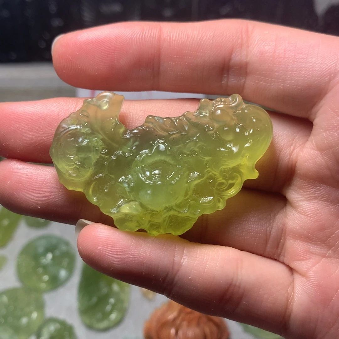 蛇纹石玉合金颈饰