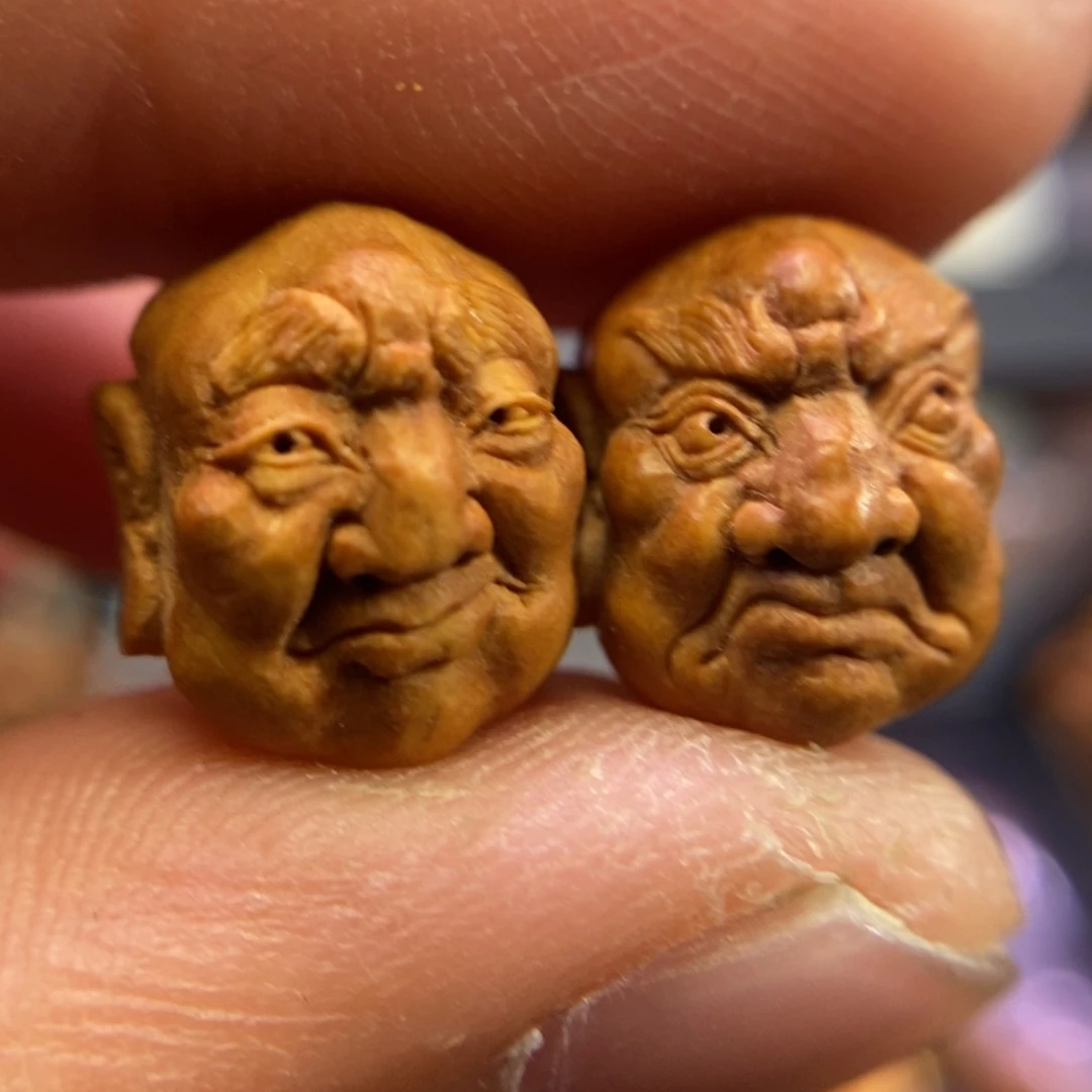 罗汉头一对潍坊核雕