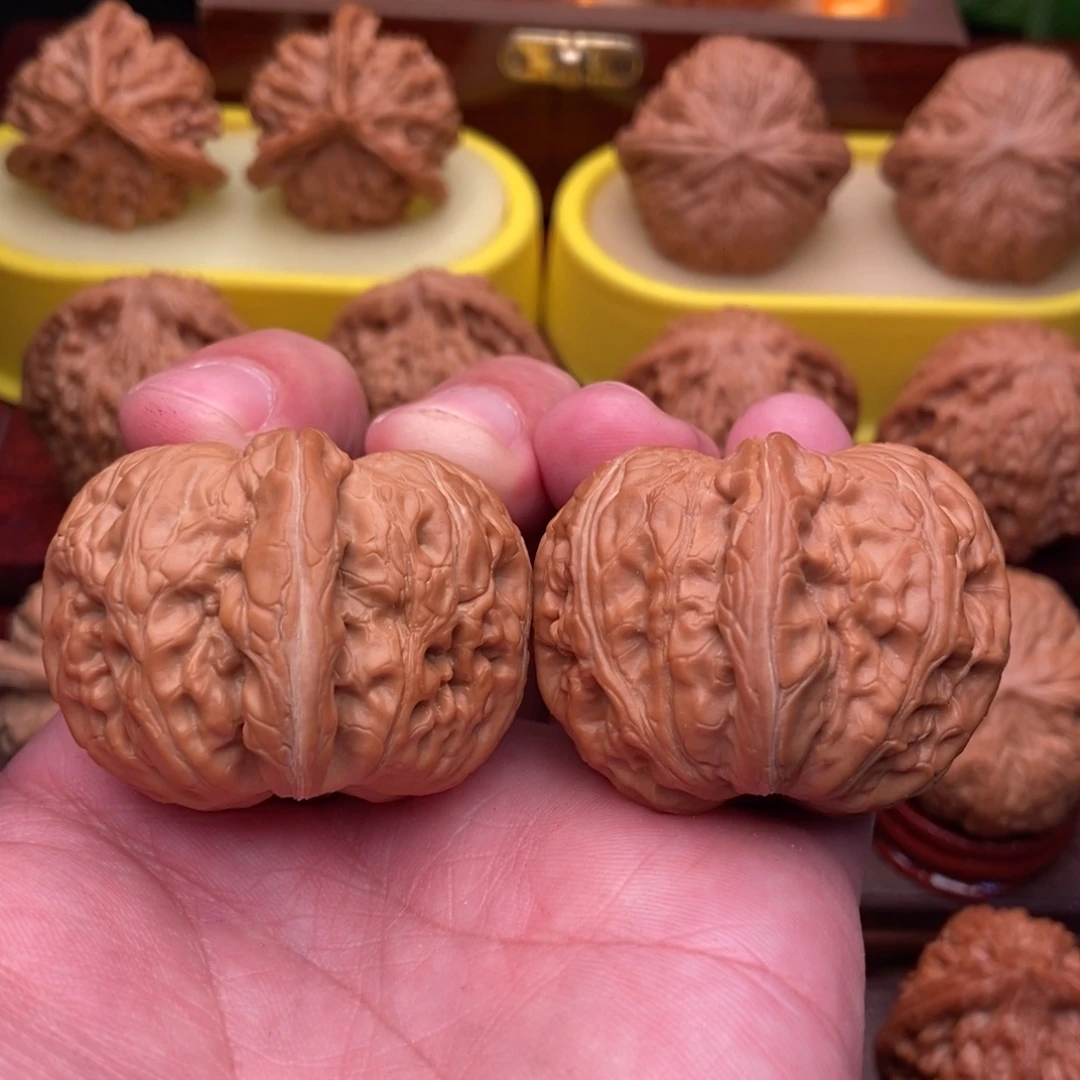 文玩核桃把件绝配粗筋大元宝43