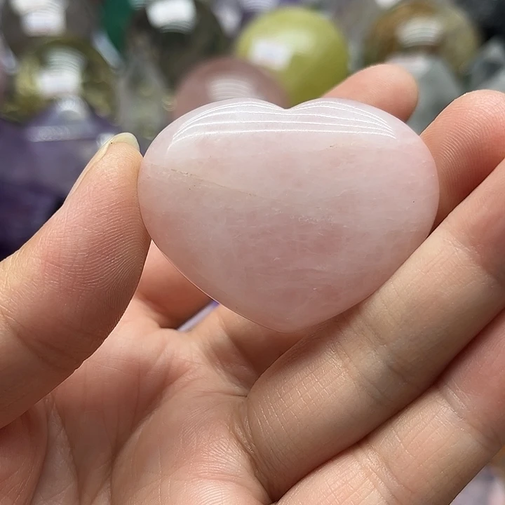未镶嵌水晶珠宝半成品31克粉水晶爱心