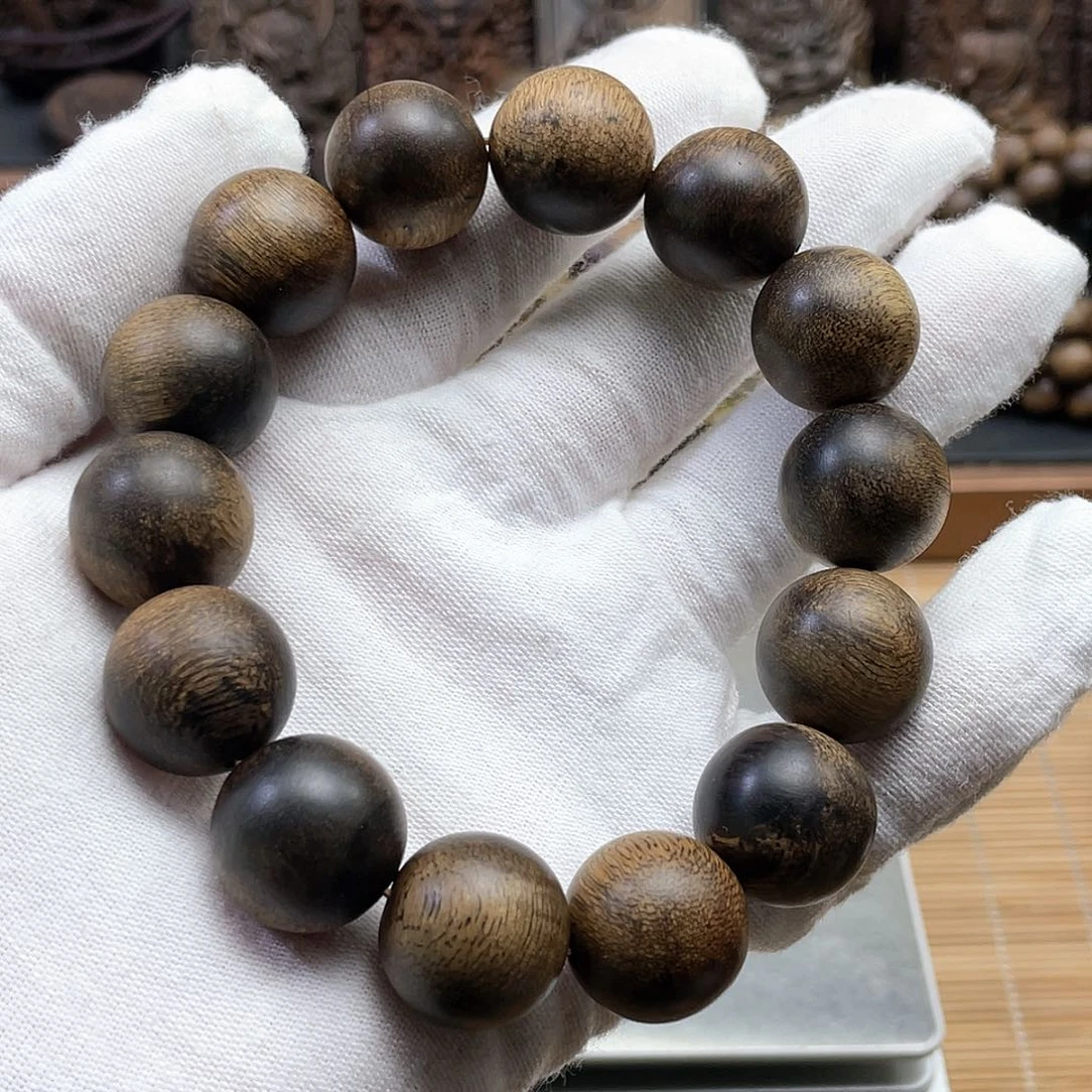 沉香手串夜***冷达拉干沉香