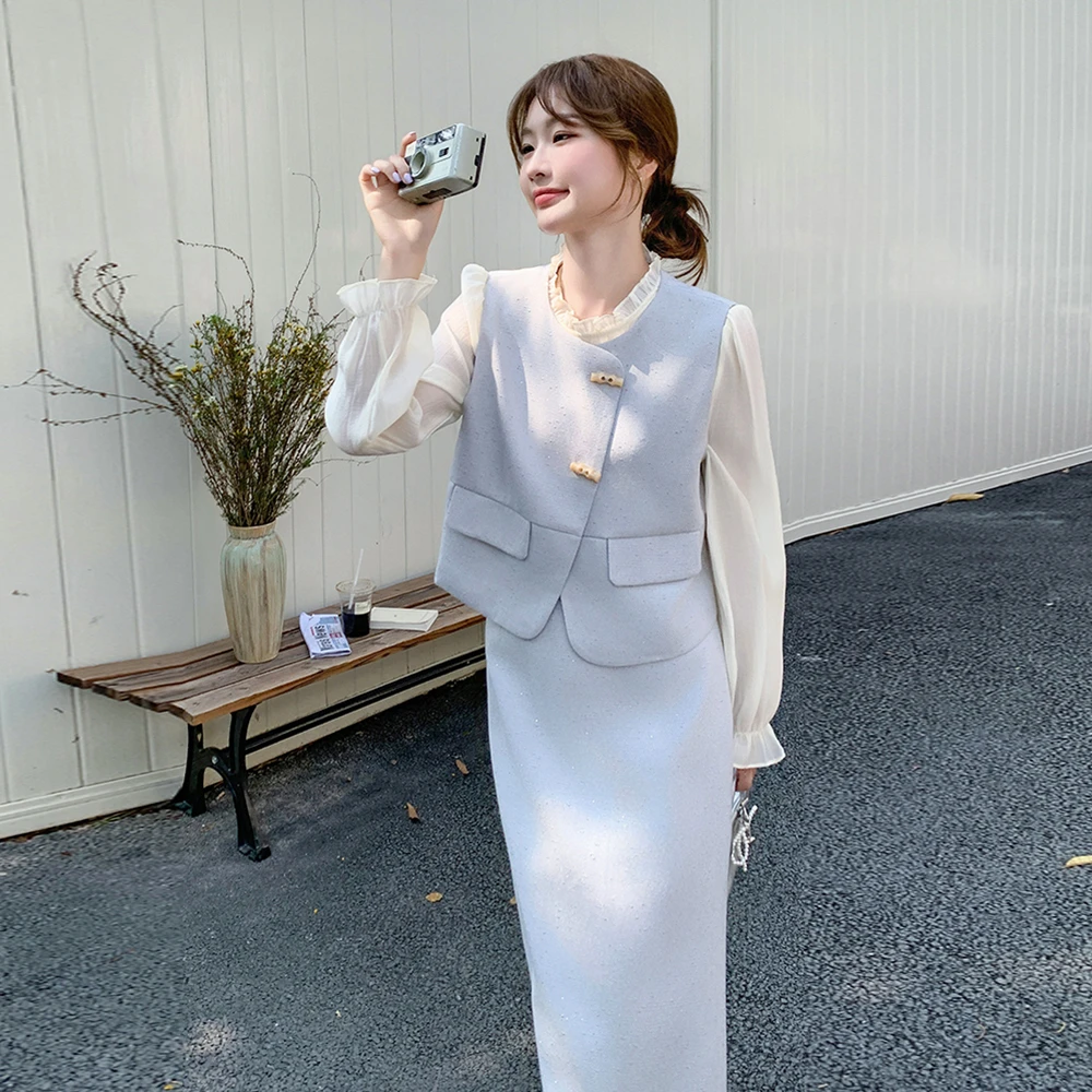 法式气质小香风套装裙女2025春秋新款温柔风衬衫马甲半身裙三件套