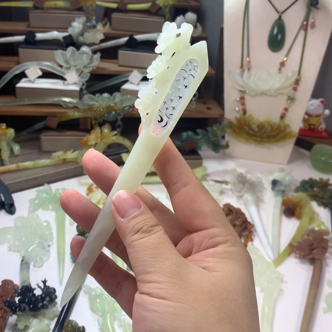 蛇纹石玉未镶嵌发饰