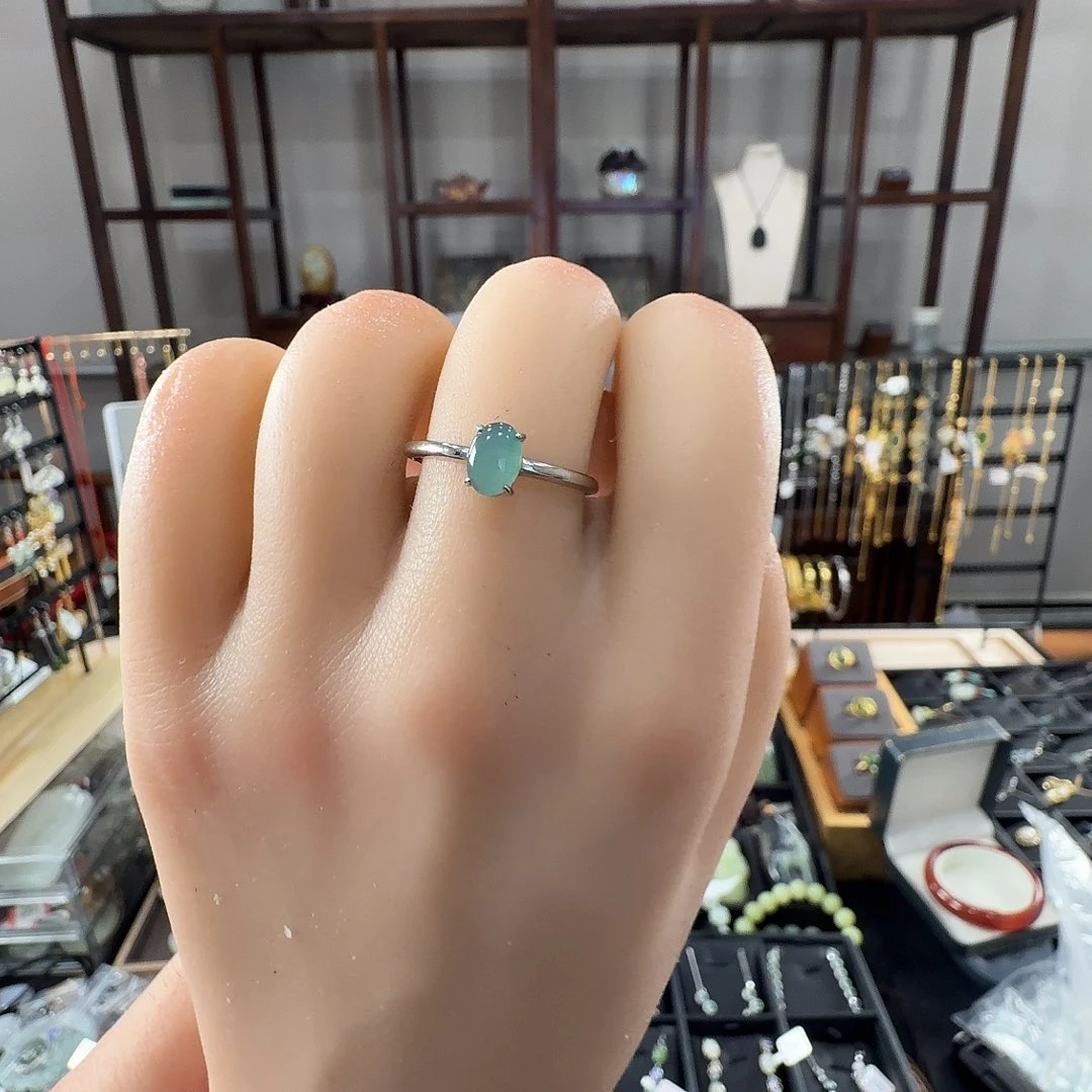 翡翠未镶嵌戒指翡翠蛋面戒指