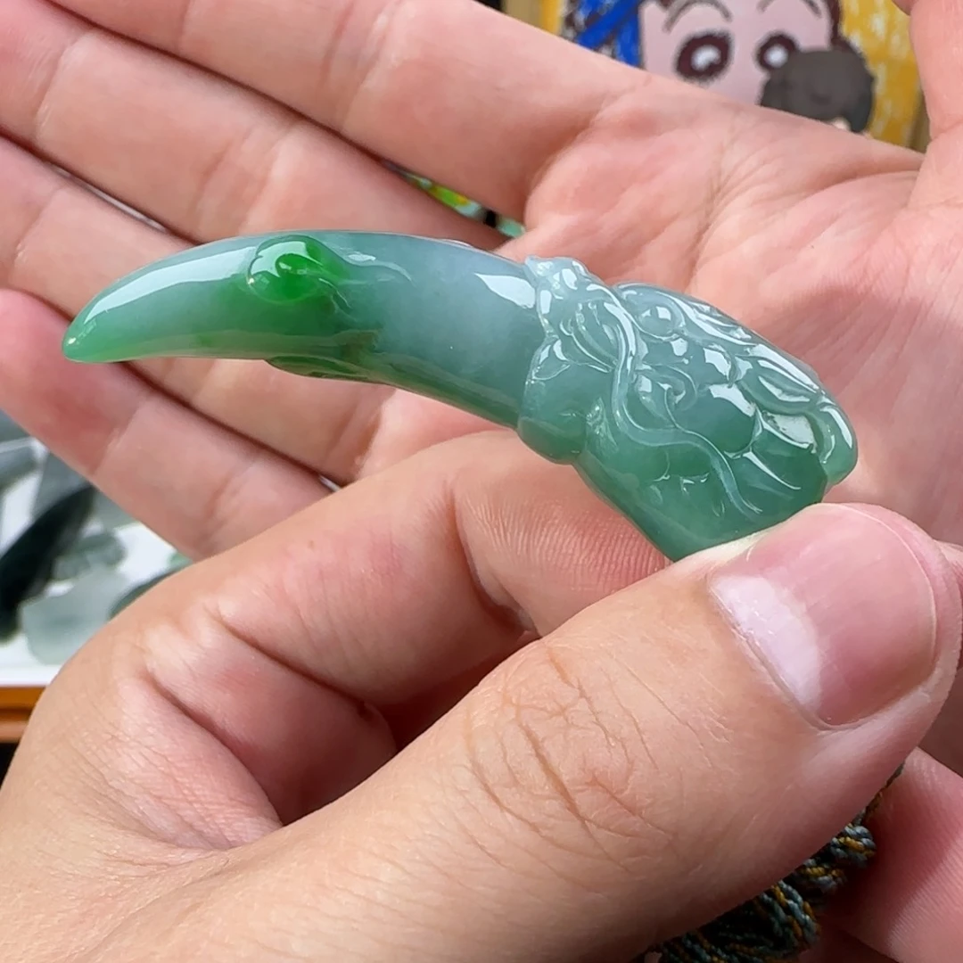 未镶嵌挂件翡翠博**珈