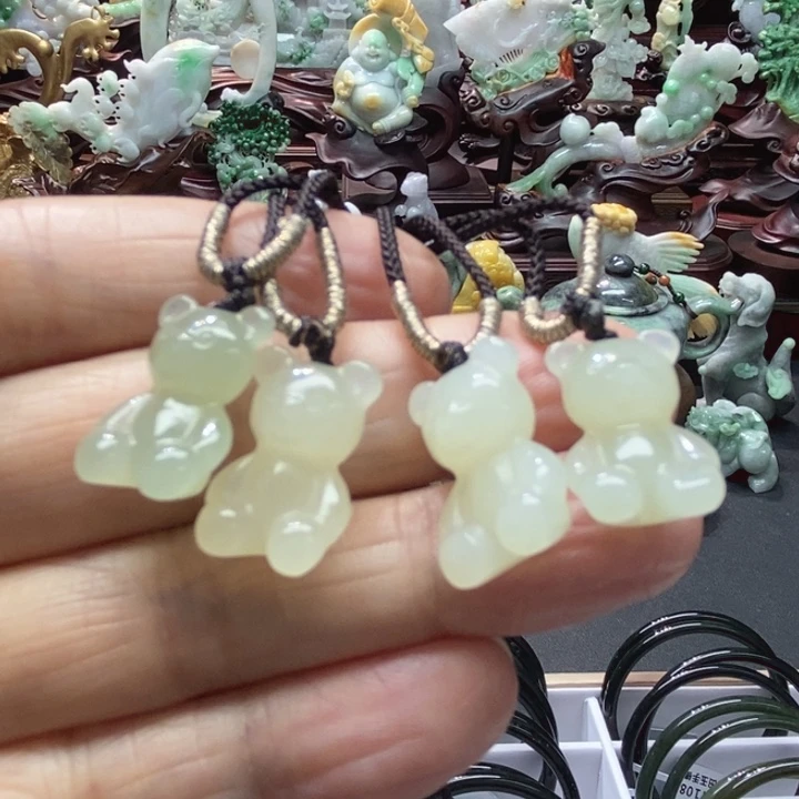 和田玉未镶嵌颈饰和田玉萌宠多样发其一