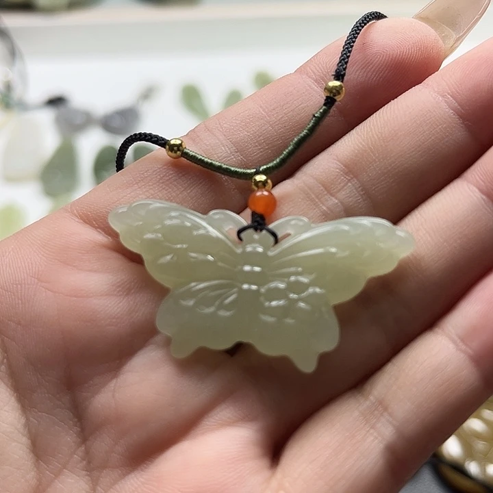 天***乐颈饰未镶嵌和田玉