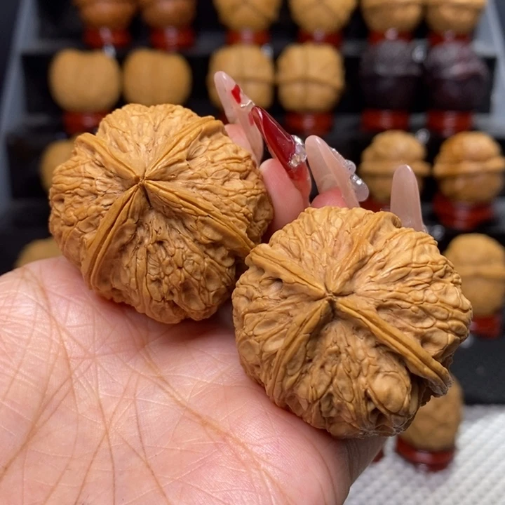 文玩核桃把件木鱼四棱34号