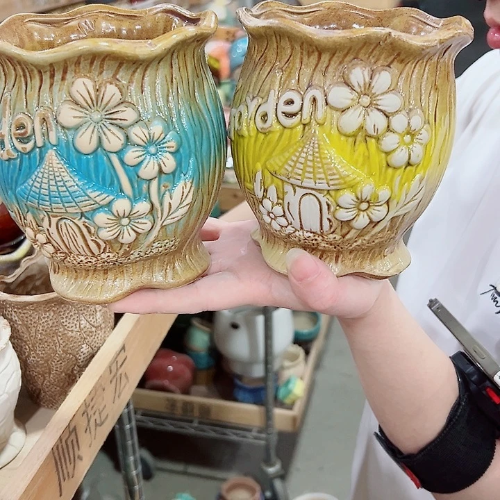 有孔.凑满10元发货多肉陶瓷花盆！