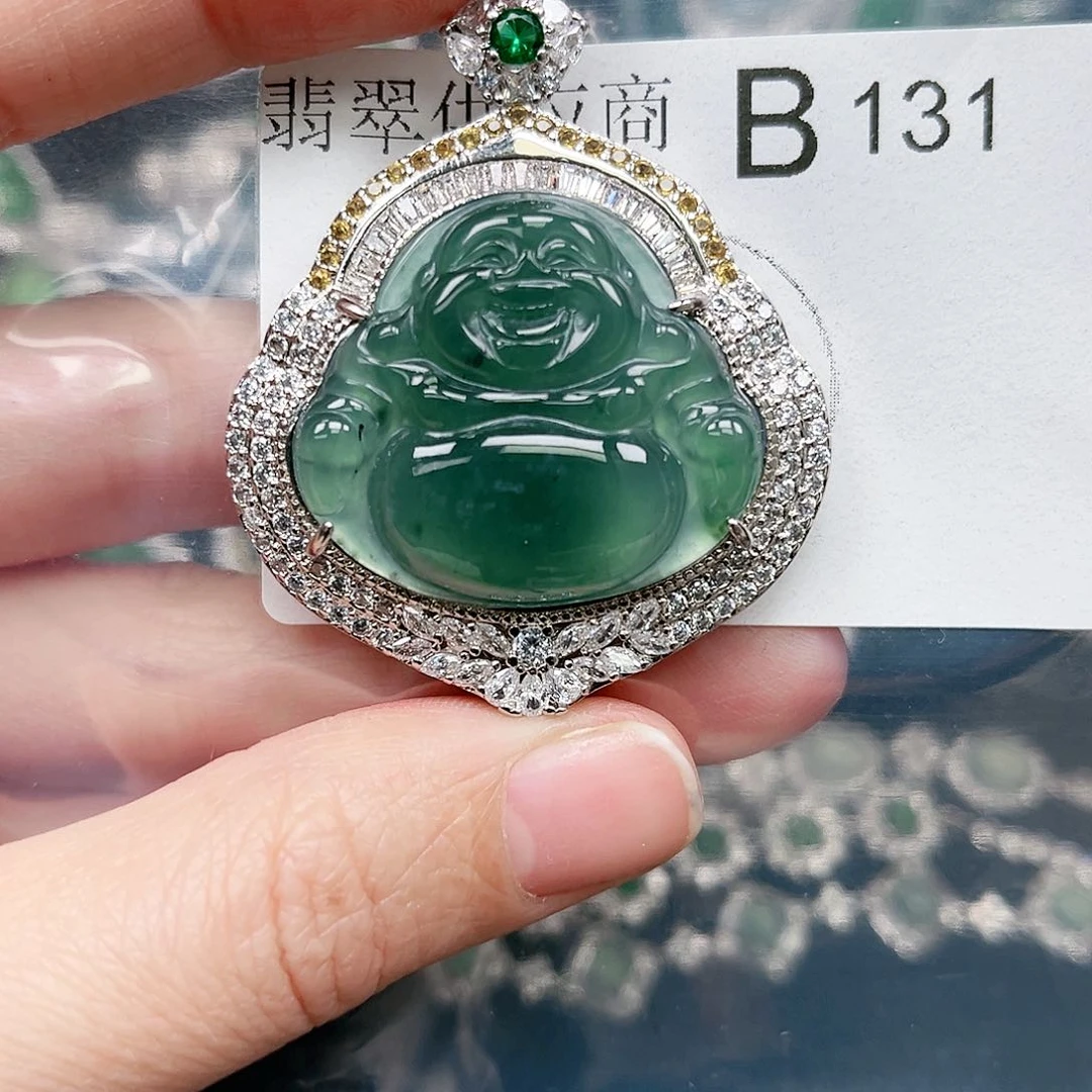 翡翠颈饰未镶嵌翡翠131