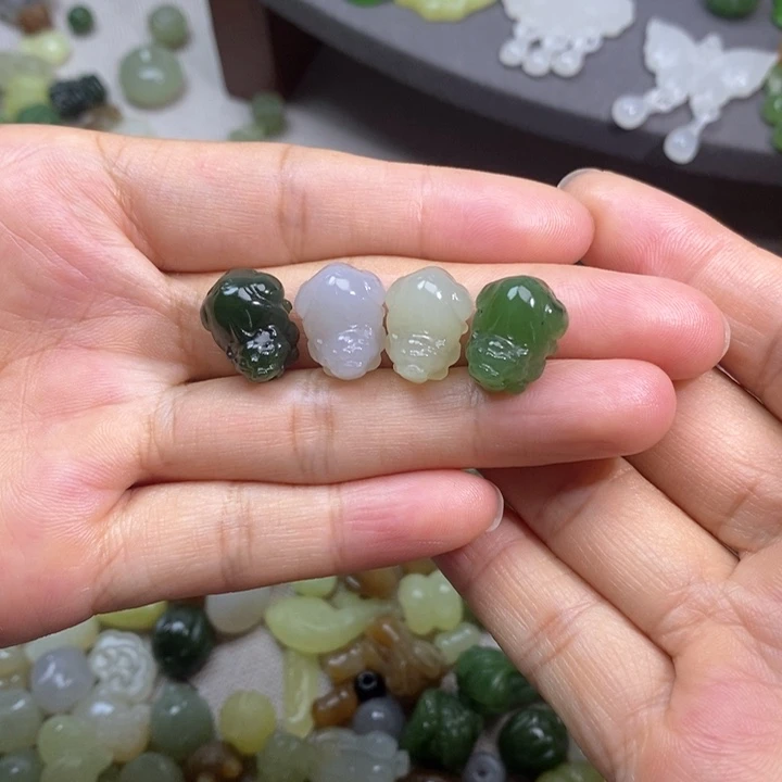 未镶嵌和田玉挂件128一个多样性发其一