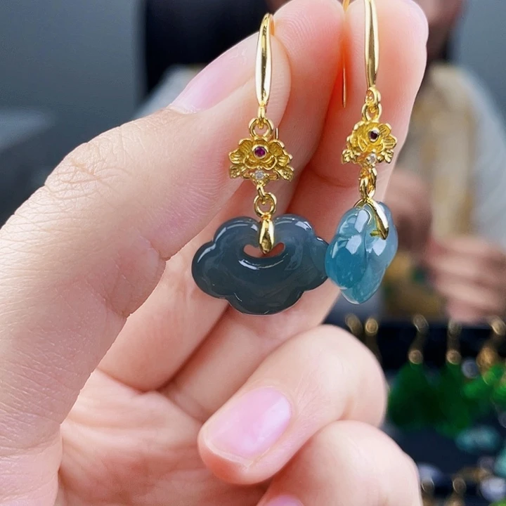 翡翠耳饰未镶嵌饰品