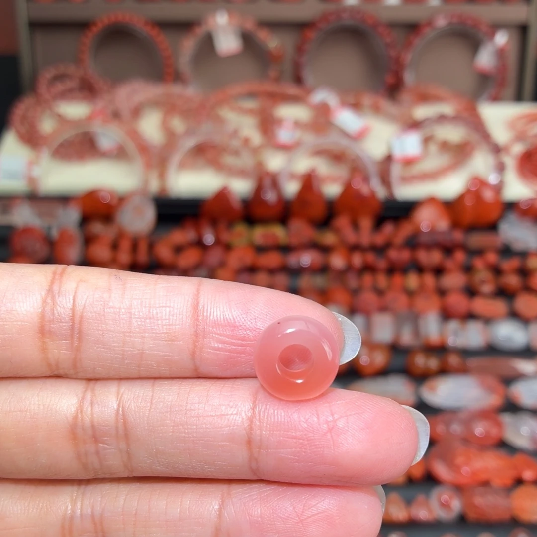 南红玛瑙未镶嵌颈饰甜甜圈