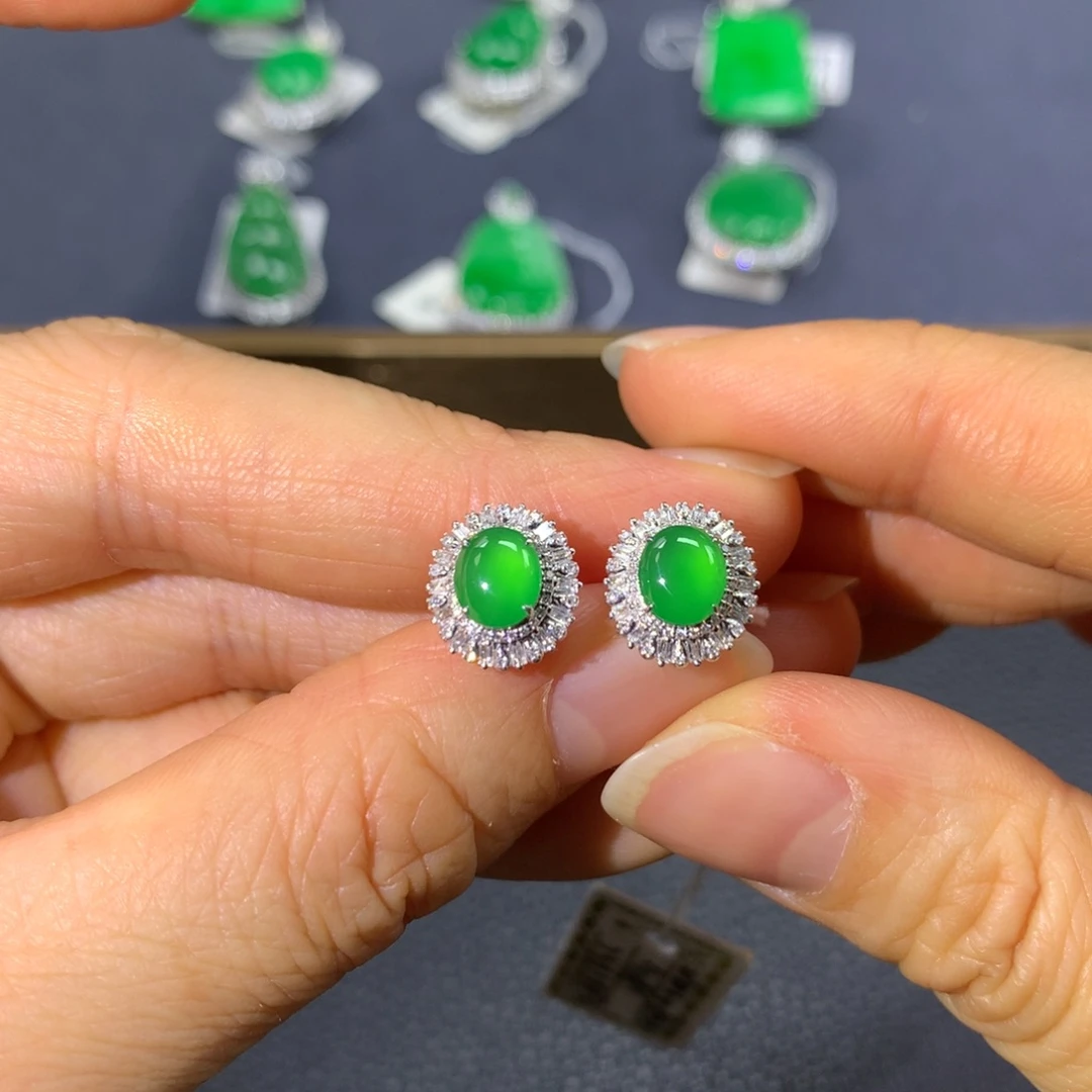 翡翠耳饰18K金镶嵌翡翠