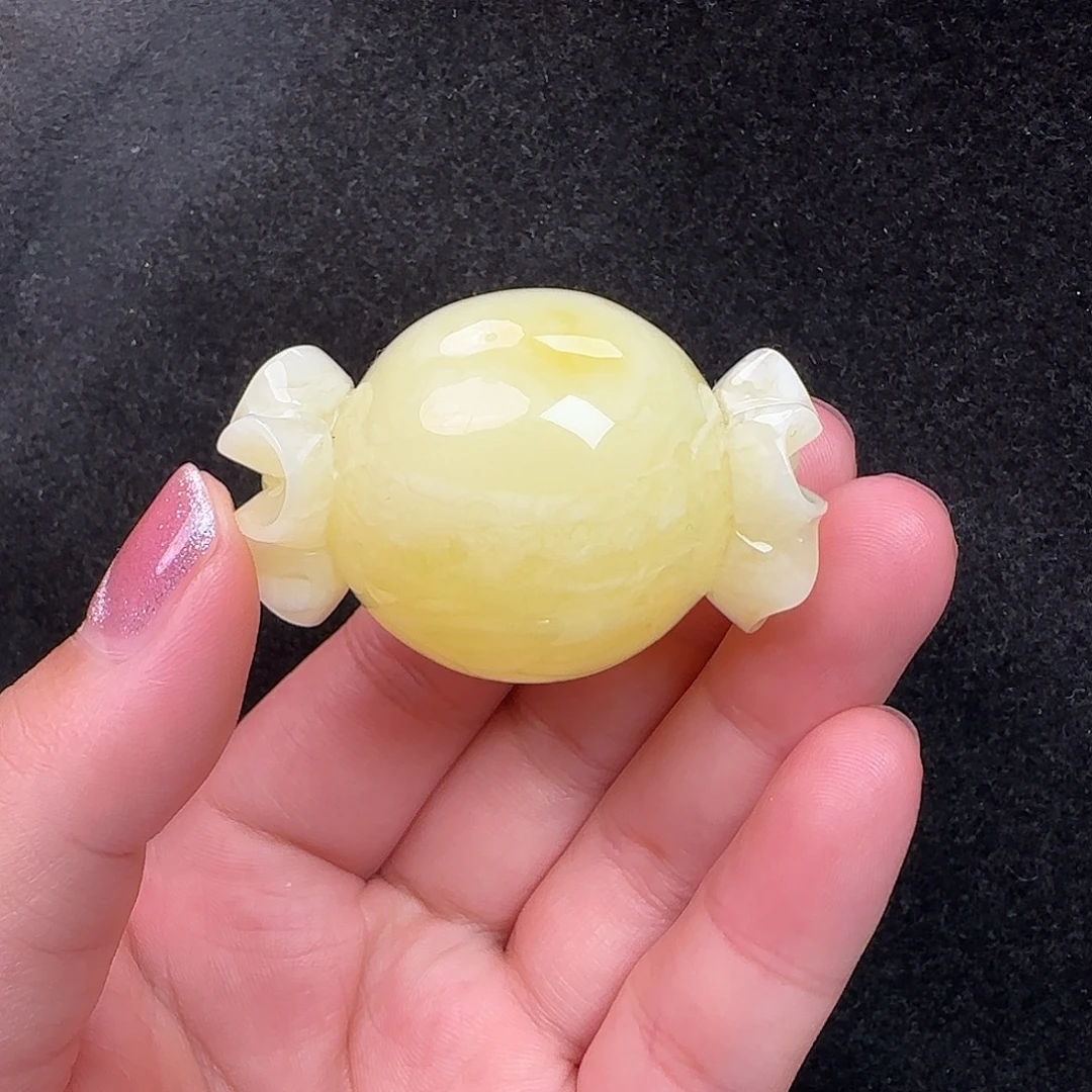 蜜蜡未镶嵌珠宝奇石