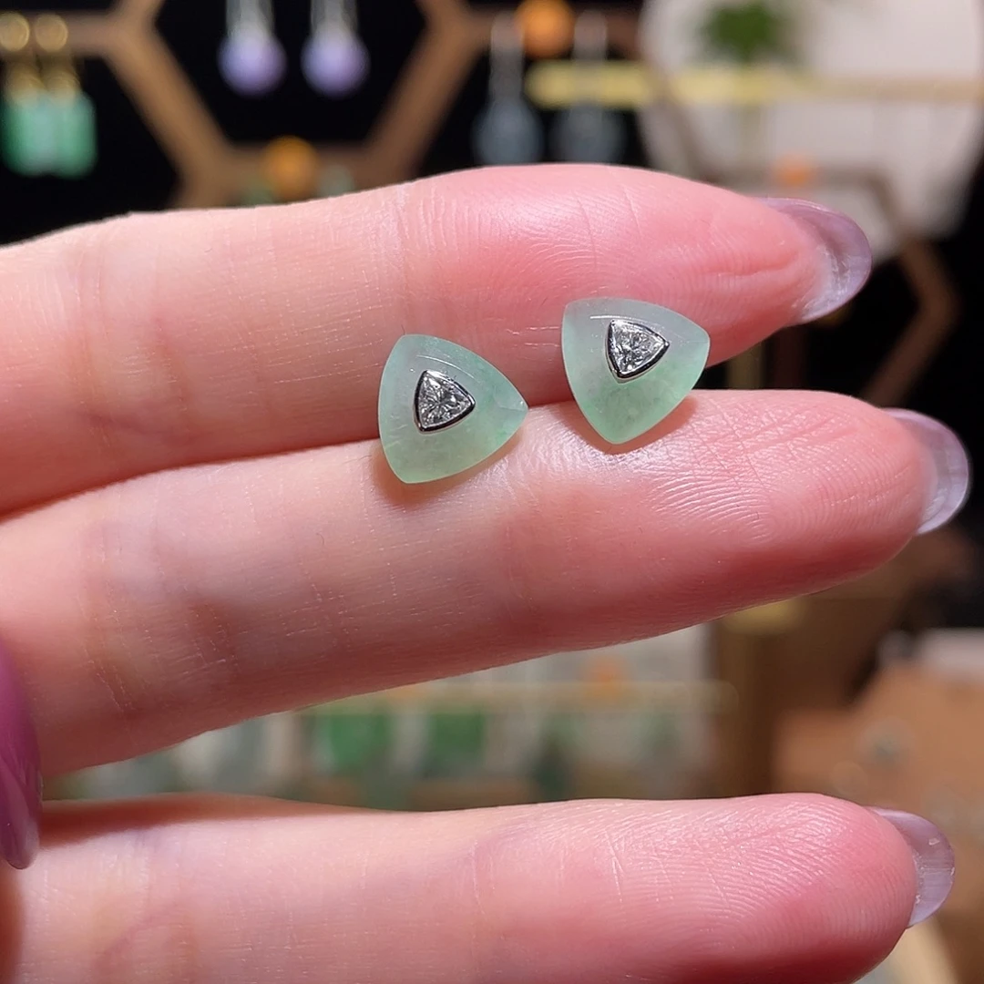 翡翠18K金镶嵌耳饰