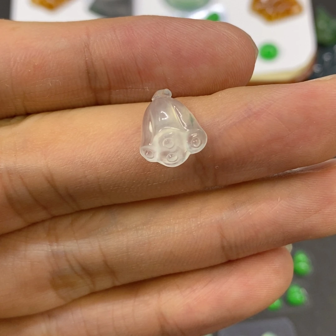 翡翠未镶嵌颈饰翡翠裸石