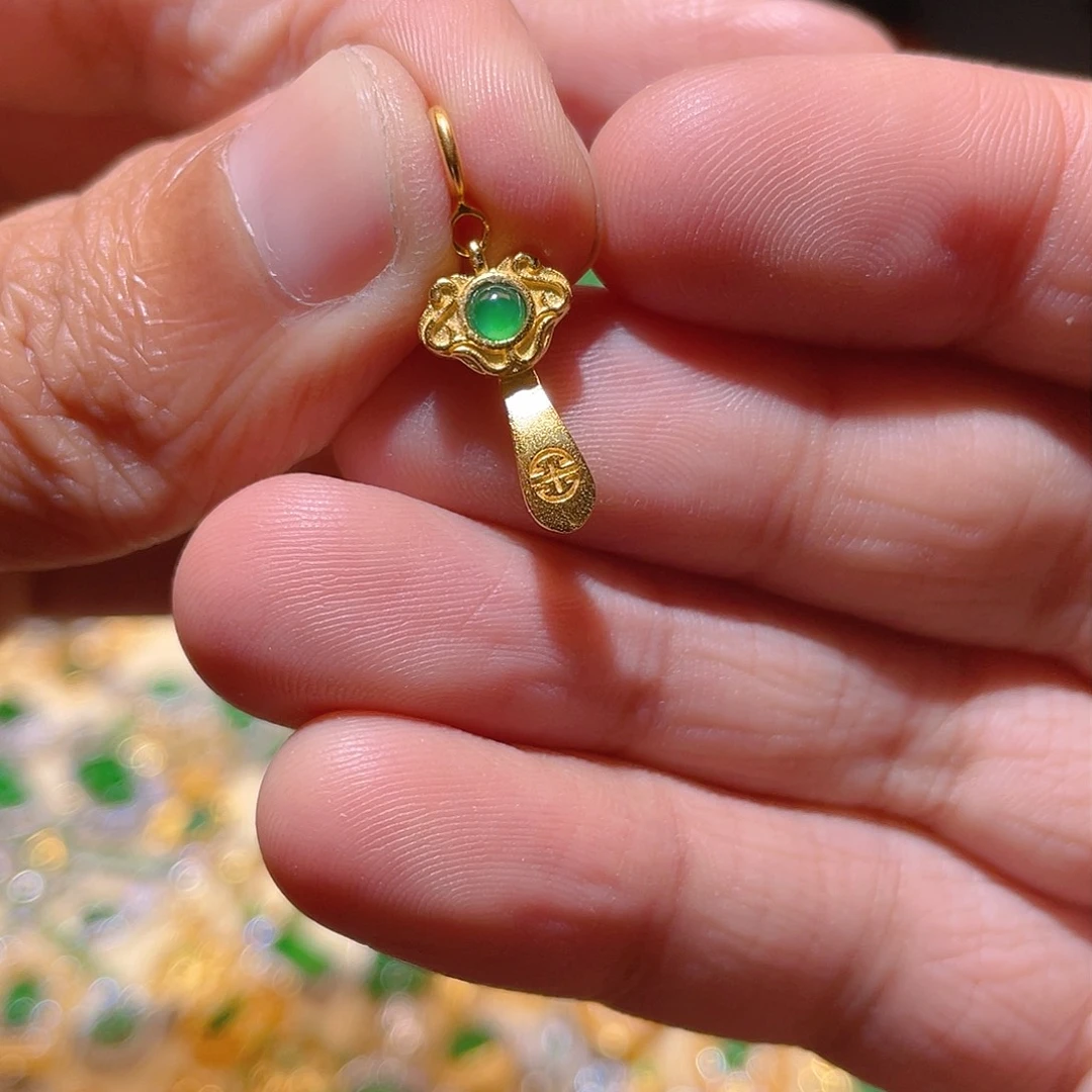 翡翠吊坠(不含链)银S925镶嵌