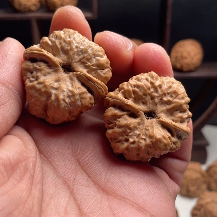 文玩核桃把件?****蛤蟆头36