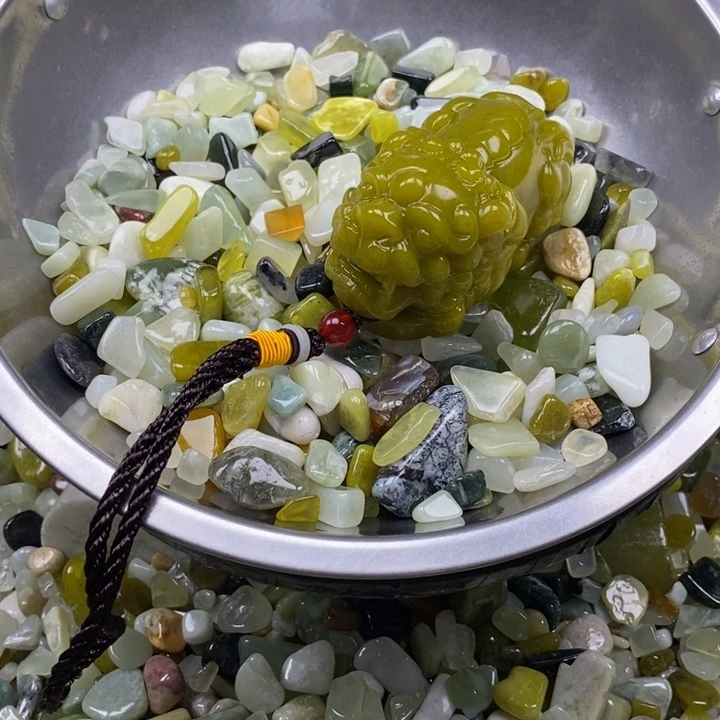 蛇纹石玉未镶嵌鱼缸石