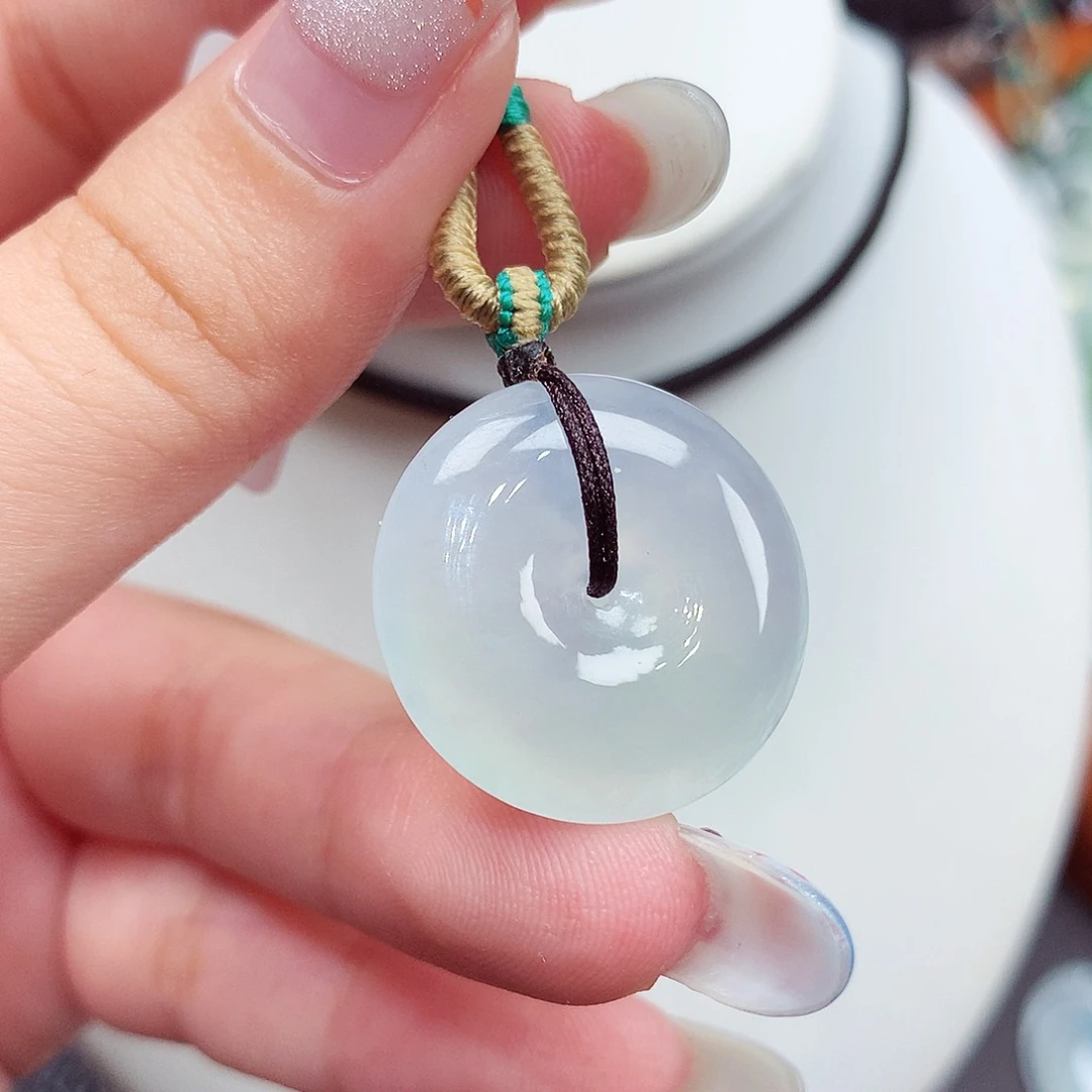 翡翠未镶嵌颈饰翡翠44，22.6/5.8